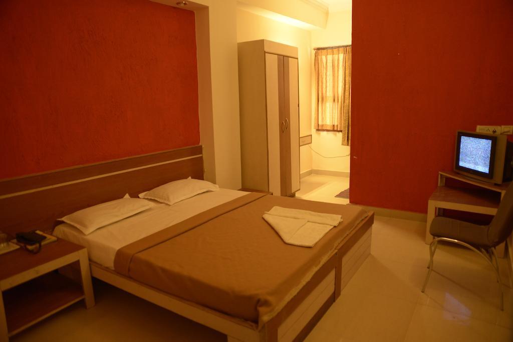 Hotel Sri Sai Krupa Haïdarabad Chambre photo