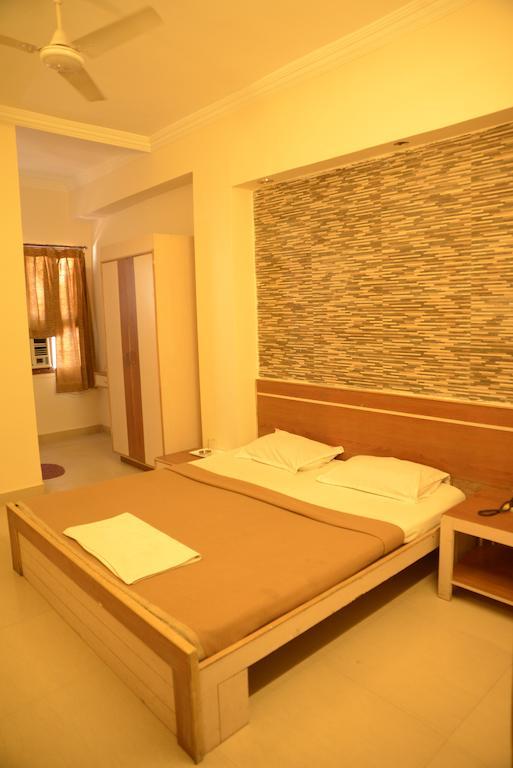 Hotel Sri Sai Krupa Haïdarabad Chambre photo